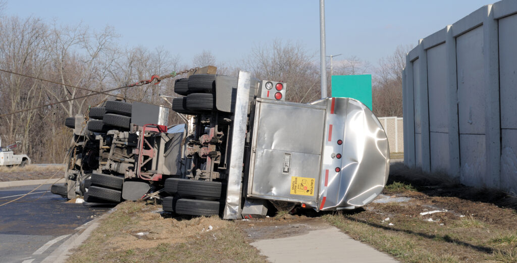 A tragic Rankin County semi crash claimed the life of a woman early Friday morning on Interstate 20 near Brandon, east of Jackson.