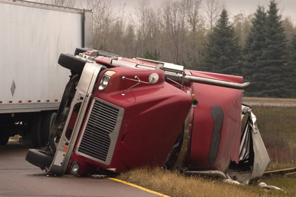 On August 25, 2025, a serious collision occurred on Highway 63 in Jackson County, Mississippi, involving a large 18-wheeler and a flatbed tow truck. According to authorities, firefighters had to extricate both the driver and passenger of the tow truck; the driver was airlifted by helicopter, while the passenger was taken by ambulance.